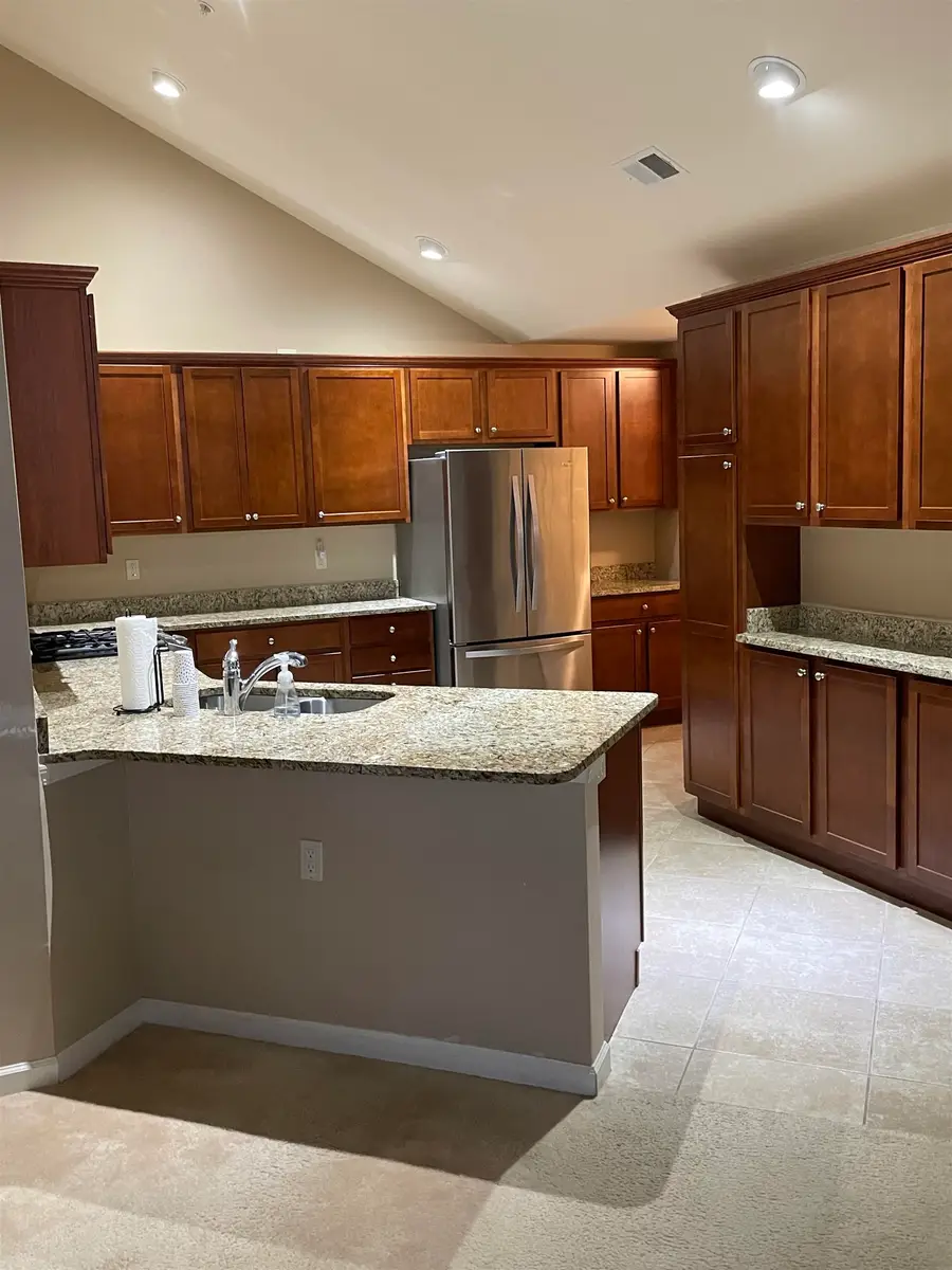 310 STONEVILLAGE DR E #9, Collierville, TN 38017 - #2