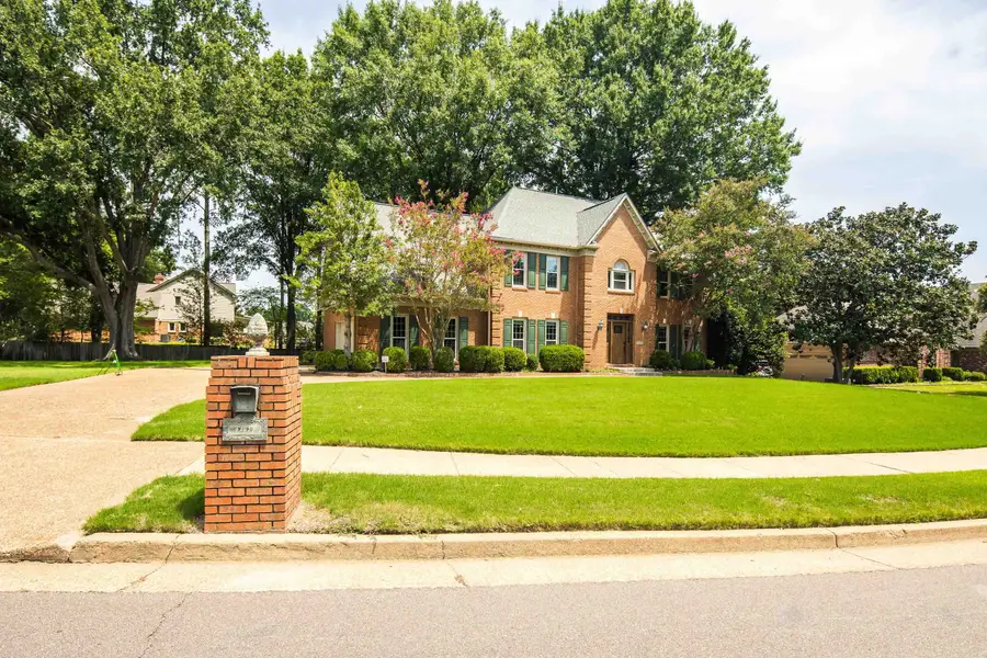 9190 EAST BRIDGE DR, Germantown, TN 38139 - #2
