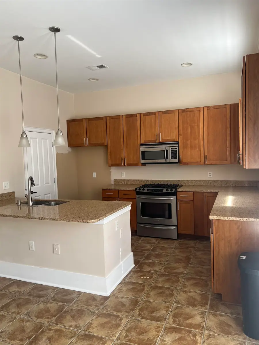 615 DENMARK DR #202, Memphis, TN 38103 - #2