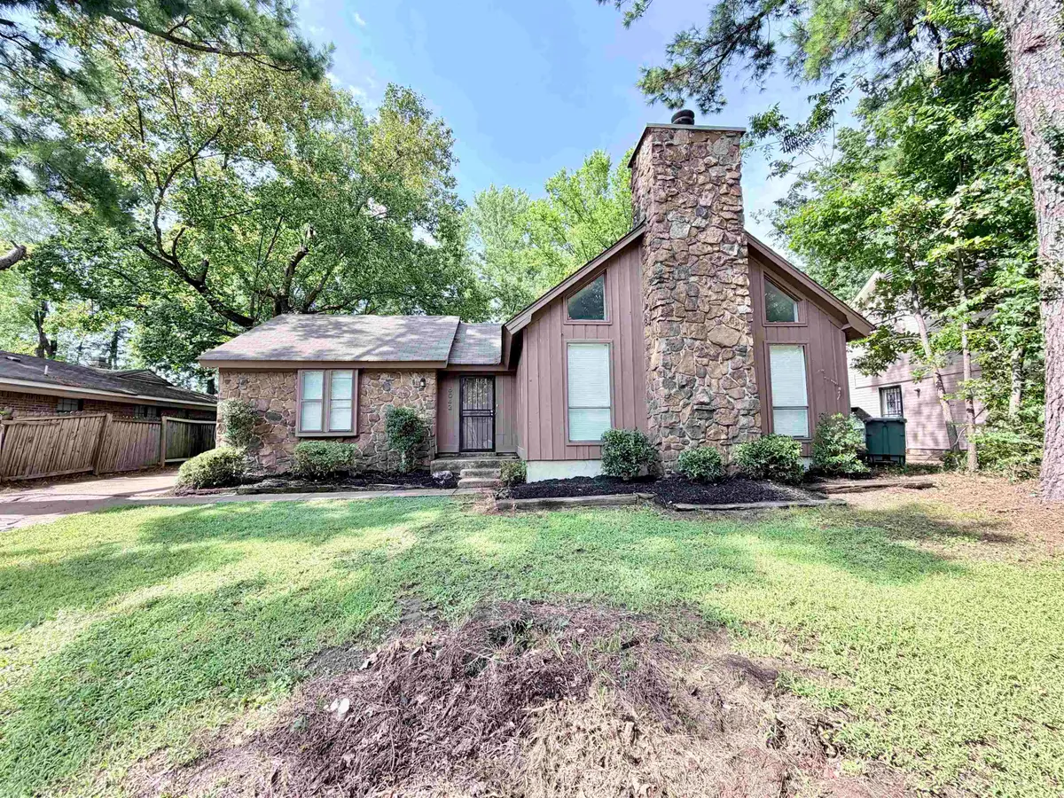 6042 WHISPER VALLEY DR, Memphis, TN 38141 - #1