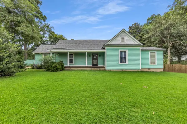 1086 N SANGA RD, Memphis, TN 38018