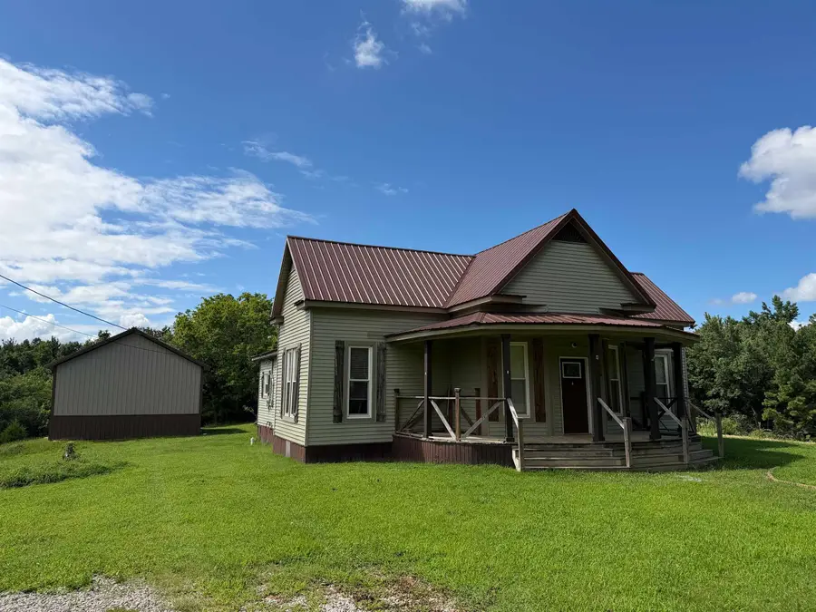 377 LOW WATER BRIDGE RD, Olivehill, TN 38475 - #2