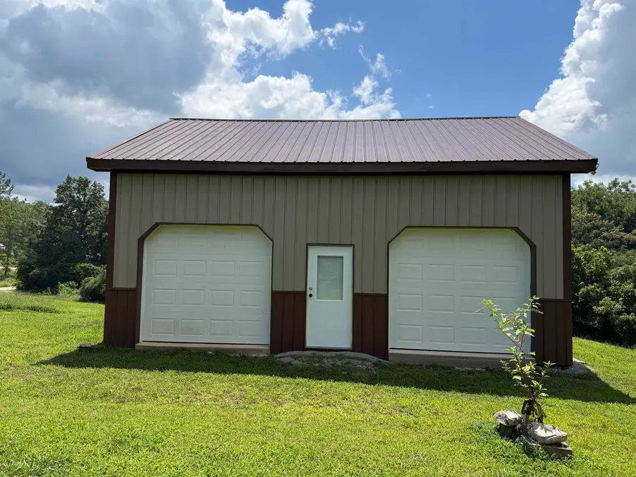 377 LOW WATER BRIDGE RD, Olivehill, TN 38475 - #3
