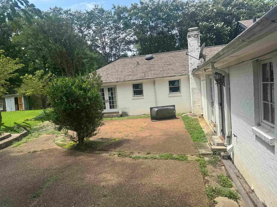 7075 POPLAR PIKE, Germantown, TN 38138 - #2