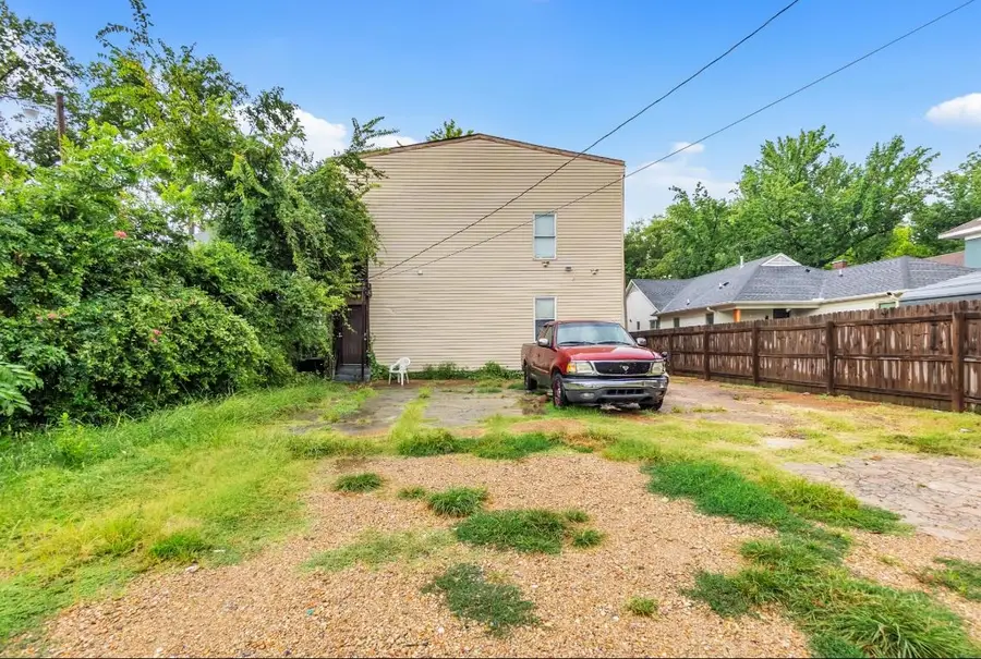 925 N PARKWAY PKY, Memphis, TN 38105 - #3