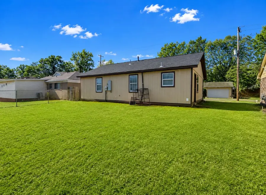 4710 HILLBROOK RD, Memphis, TN 38109 - #2