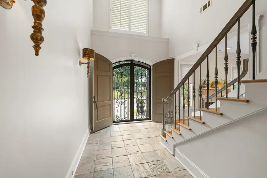 3090 OAKLEIGH MANOR CV, Germantown, TN 38138 - #3
