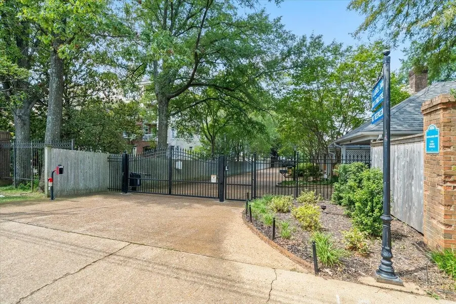 4638 LAUREL OAKS ST, Memphis, TN 38117 - #2