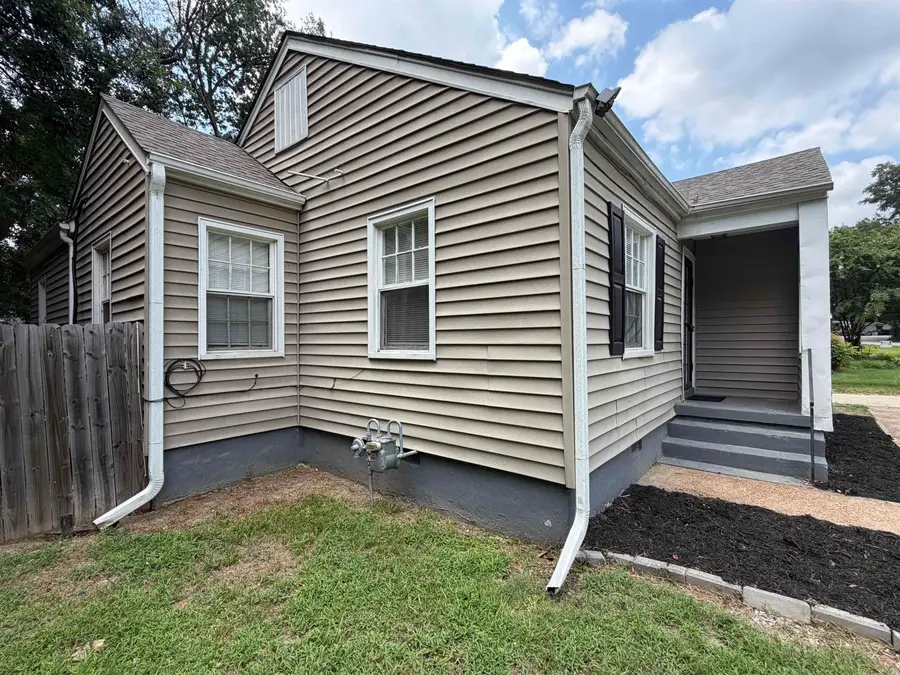 825 BOWEN CIR, Memphis, TN 38122 - #2