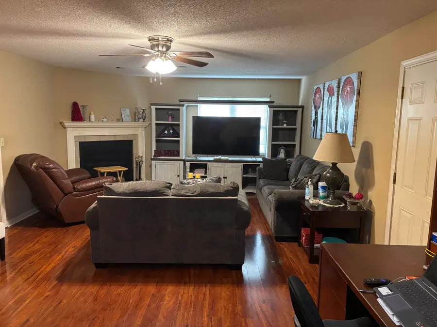 6892 STARKENBURG LN, Memphis, TN 38115 - #3
