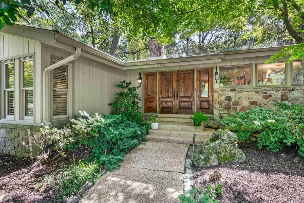 740 SWEETBRIER RD, Memphis, TN 38120 - #1