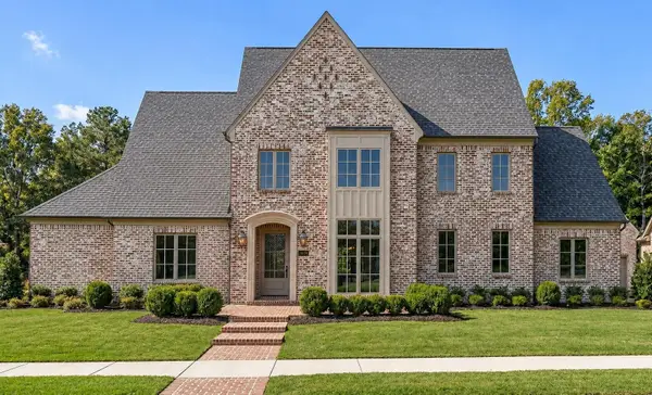 9136 OLD GREEN LN, Germantown, TN 38138