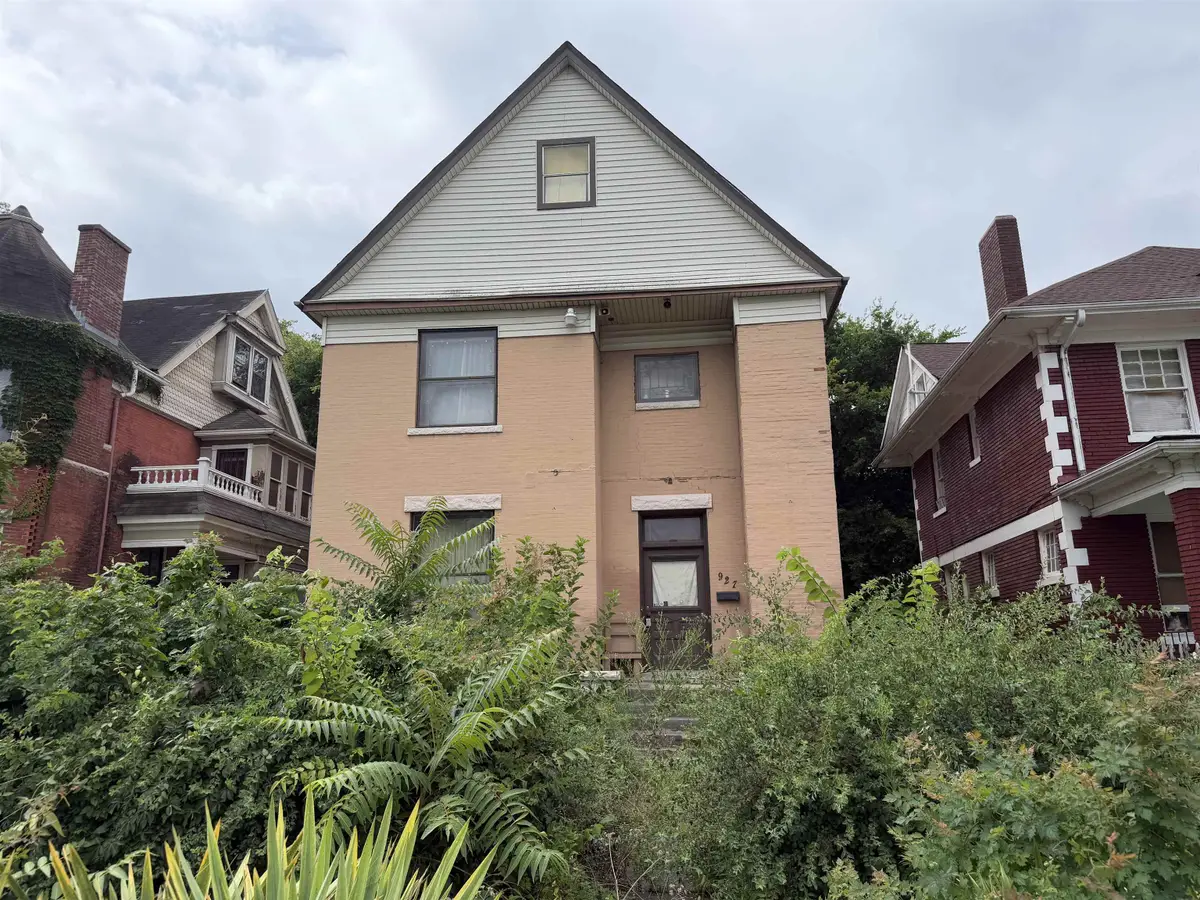 927 PEABODY AVE, Memphis, TN 38104 - #1