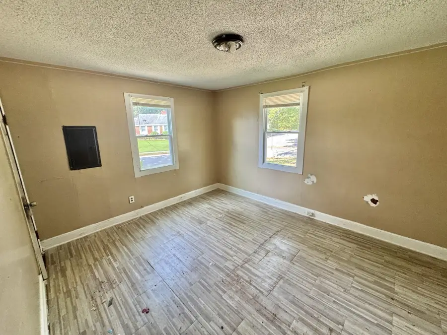 1500 LELAND ST, Memphis, TN 38106 - #3