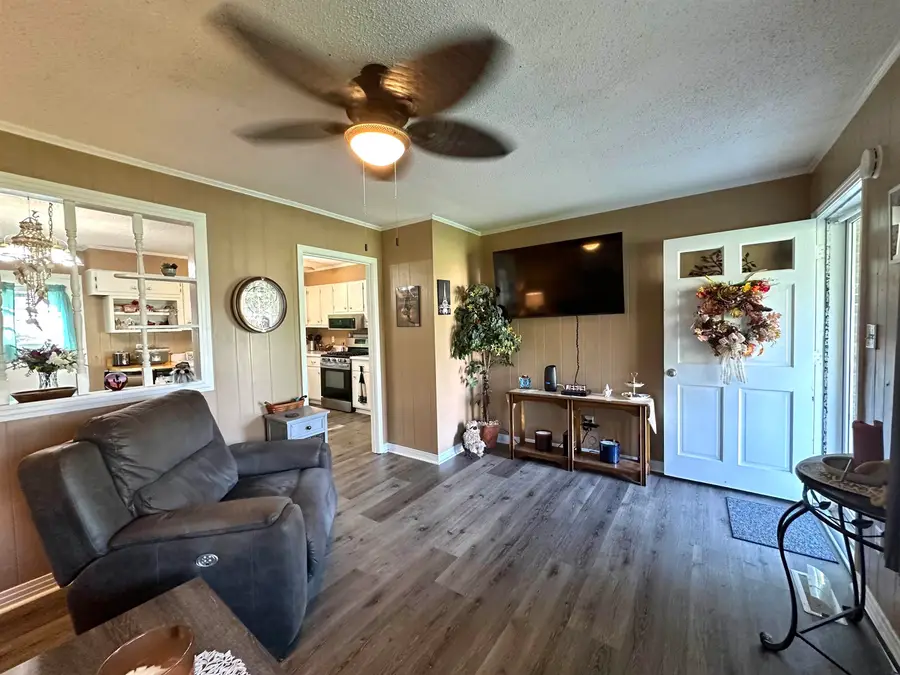 155 MEADOWLANE DR, Savannah, TN 38372 - #2