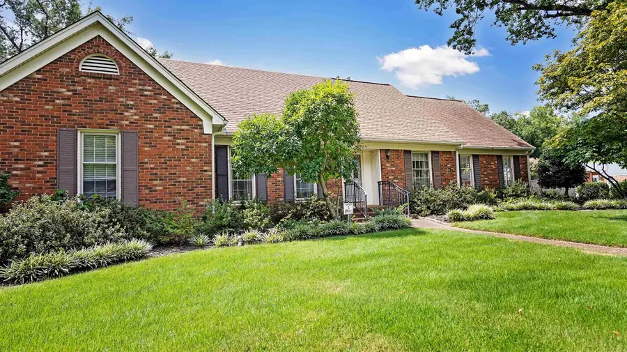 2439 MACKINNON DR, Memphis, TN 38119 - #2