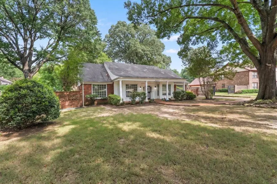 1528 EASTRIDGE DR, Memphis, TN 38120 - #2