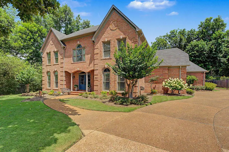 8957 CEDAR HOLLOW CV, Cordova, TN 38016 - #2