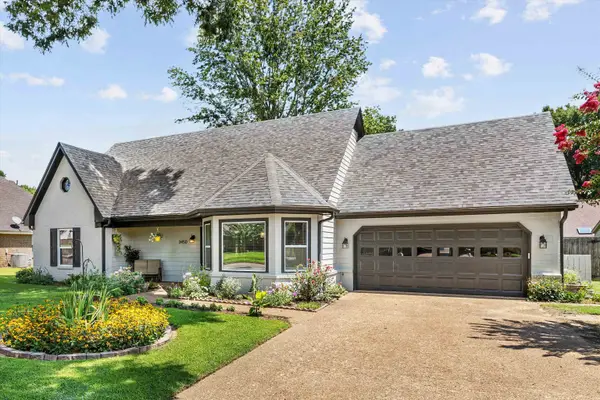 3450 SUNSWEPT DR, Bartlett, TN 38133