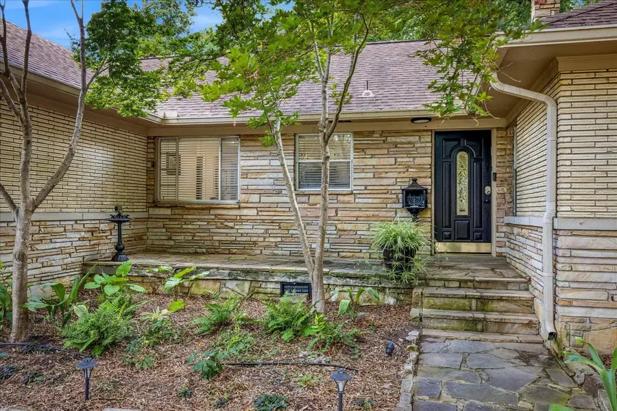 5491 LAURIE LN, Memphis, TN 38120 - #2