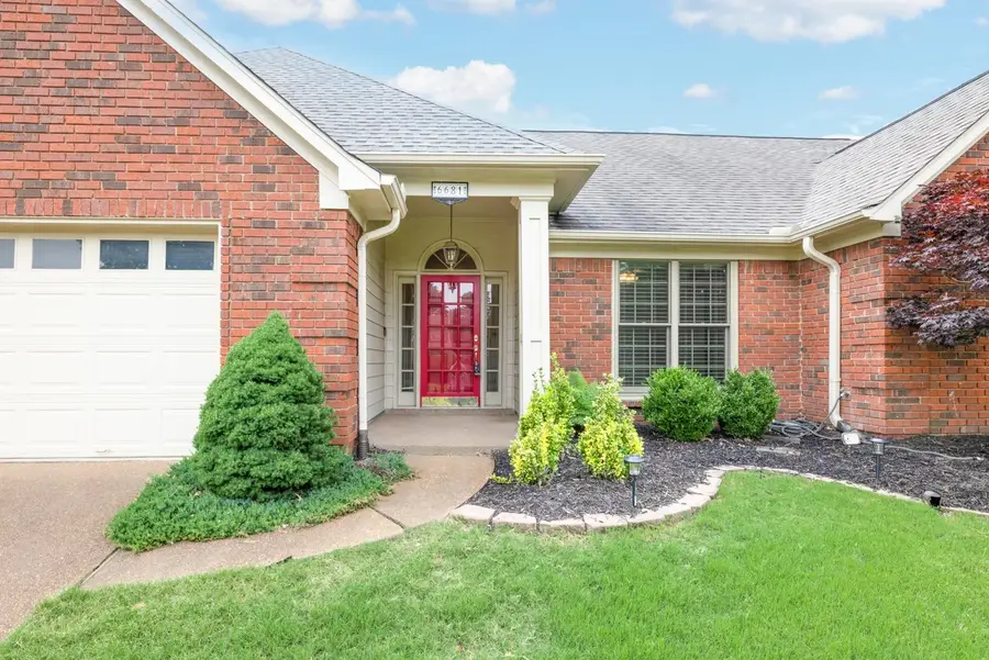 6681 STONETRACE DR, Bartlett, TN 38135 - #3