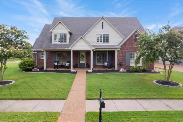 1736 SHOAL CREEK LN, Collierville, TN 38017