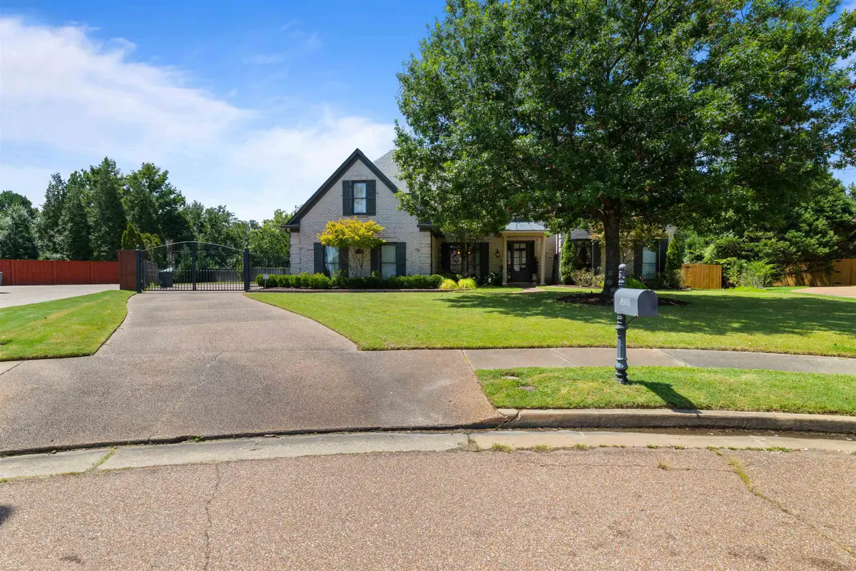 8935 W GROVELAWN CV W, Germantown, TN 38139 - #1