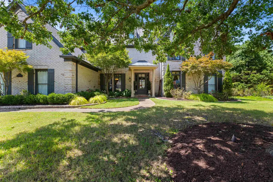 8935 W GROVELAWN CV W, Germantown, TN 38139 - #3
