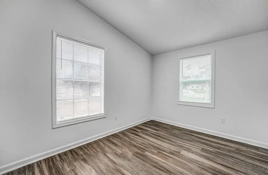4980 VICKIE DR, Memphis, TN 38109 - #3