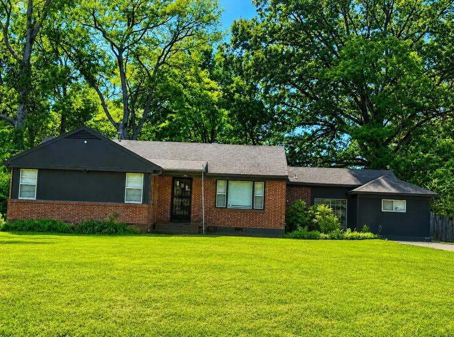 2805 W LAKE SHORE DR, Memphis, TN 38127 - #2