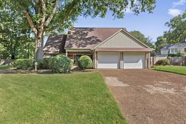 1701 NESHOBA CV, Germantown, TN 38138