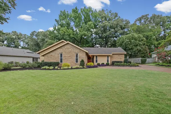 2174 MONTEGO DR, Memphis, TN 38016