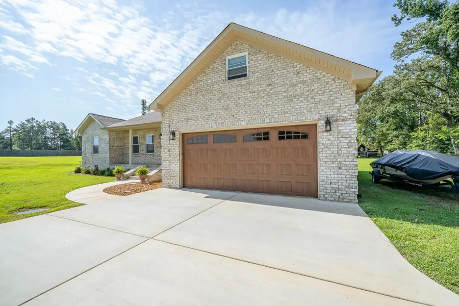 970 DODD DR, Savannah, TN 38372-6572 - #2