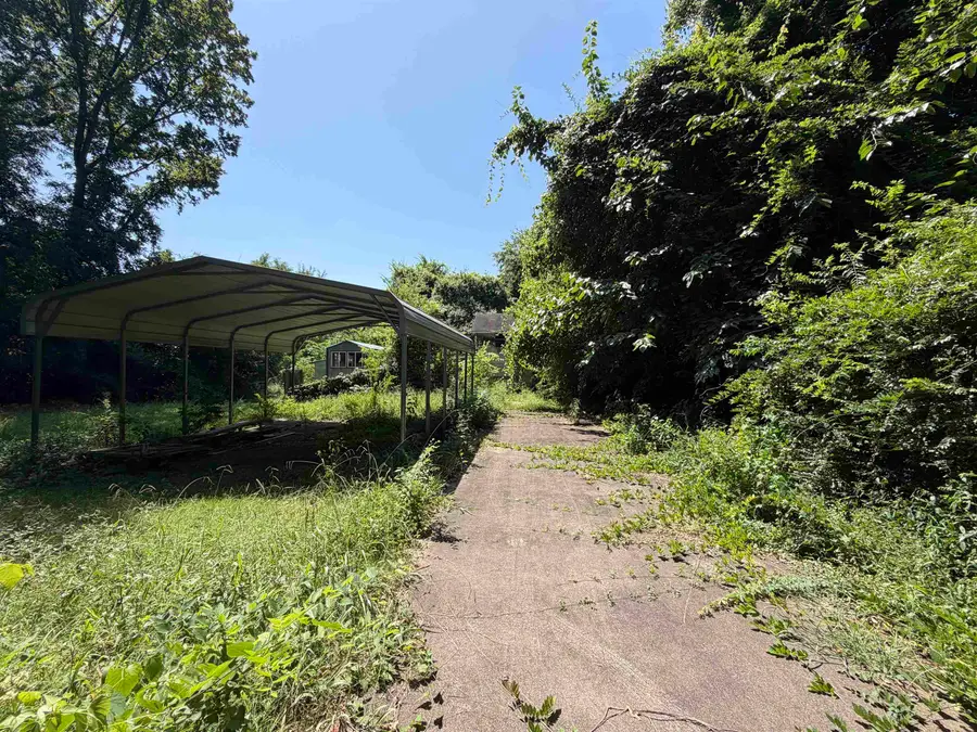 3083 SOUTHERN AVE, Memphis, TN 38111 - #2