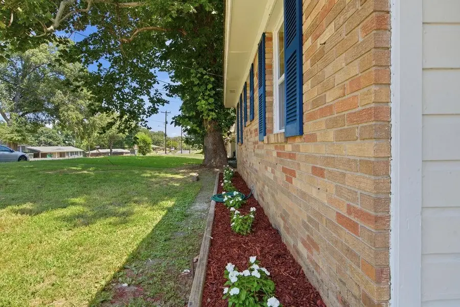 2303 ST ELMO AVE, Memphis, TN 38127 - #2