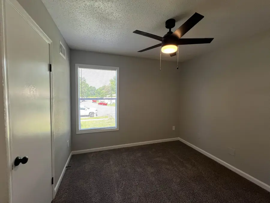 5586 HYACINTH CV, Memphis, TN 38115 - #3