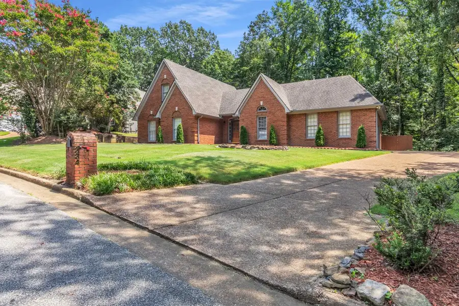 334 BROOK RIDGE DR, Cordova, TN 38018 - #2