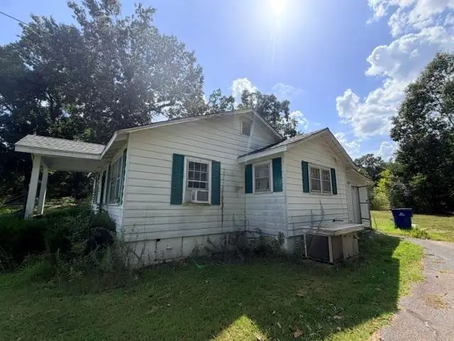 623 CRAVENS RD, Savannah, TN 38372 - #3