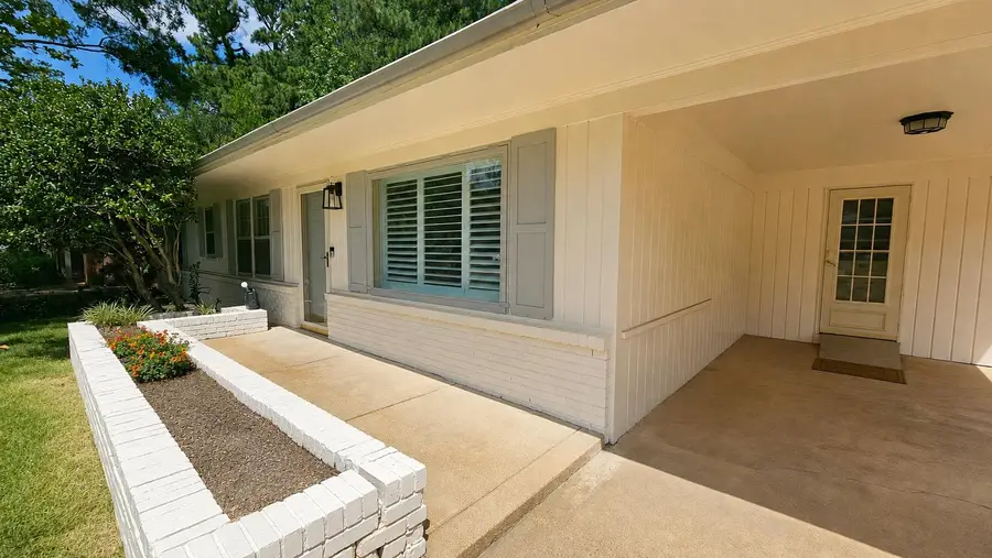 296 N WHITE STATION RD, Memphis, TN 38117 - #3