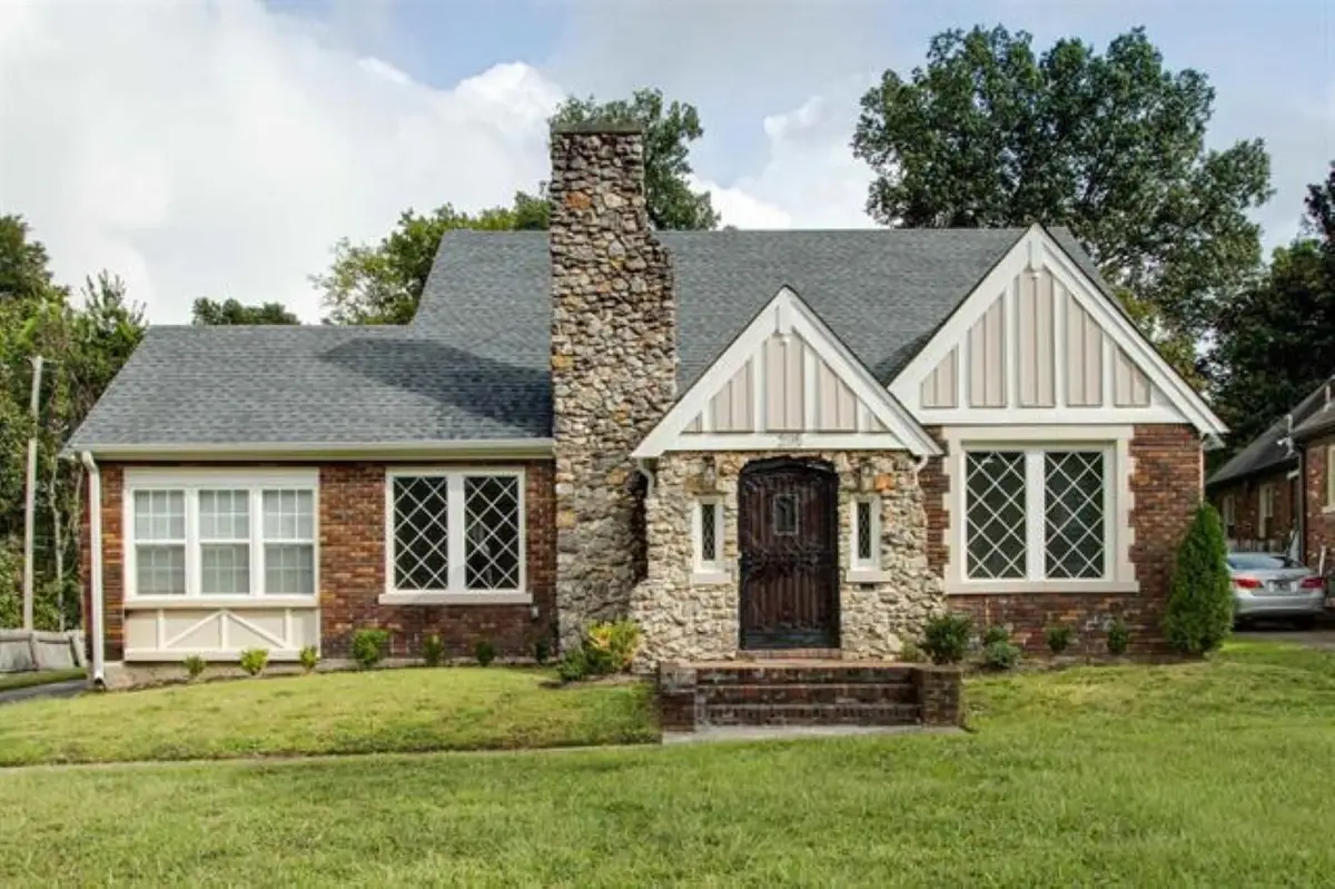 2115 HALLWOOD DR, Memphis, TN 38107 - #1