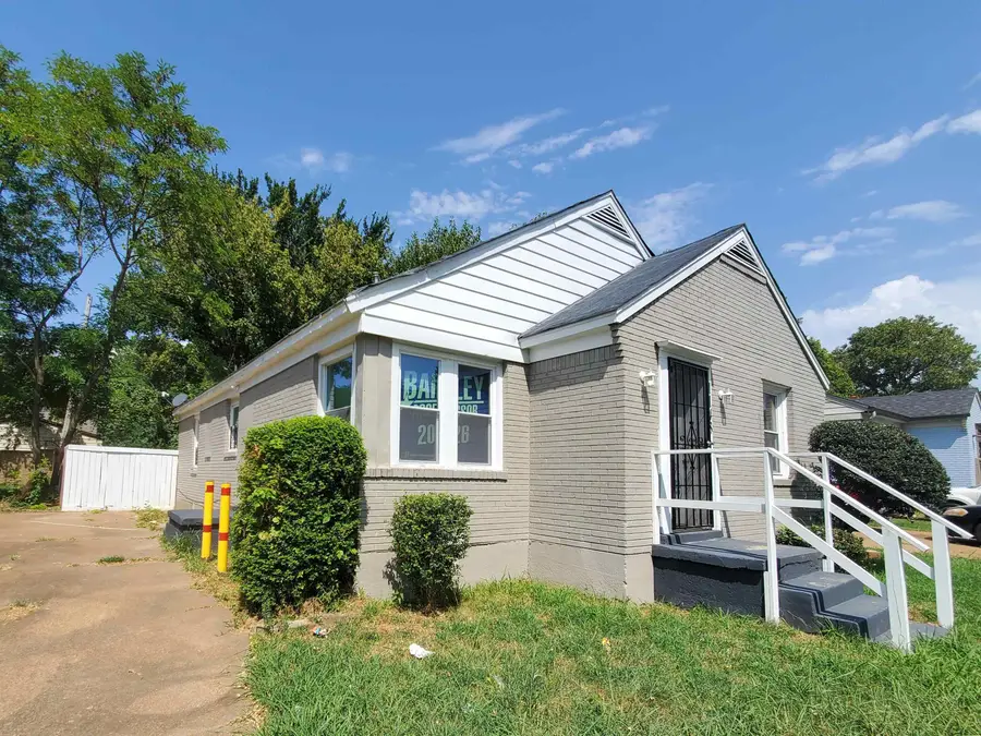 1143 NATIONAL ST, Memphis, TN 38122 - #2