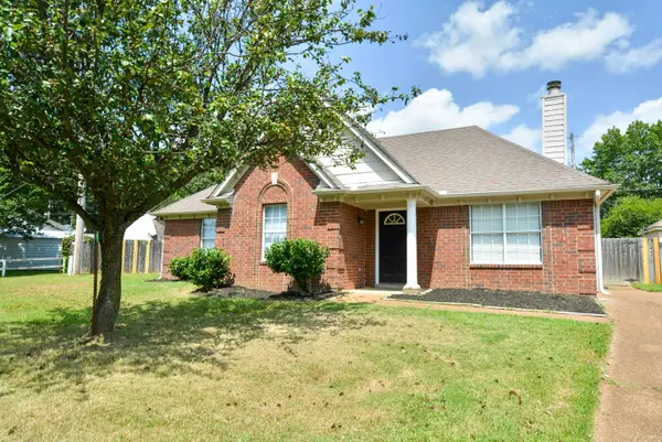 6878 BRADY HILL DR, Cordova, TN 38018