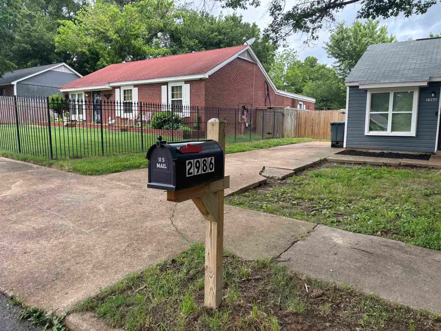2986 LAKE PARK RD, Memphis, TN 38127 - #2