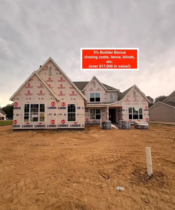 5037 JON OAK CV, Arlington, TN 38002