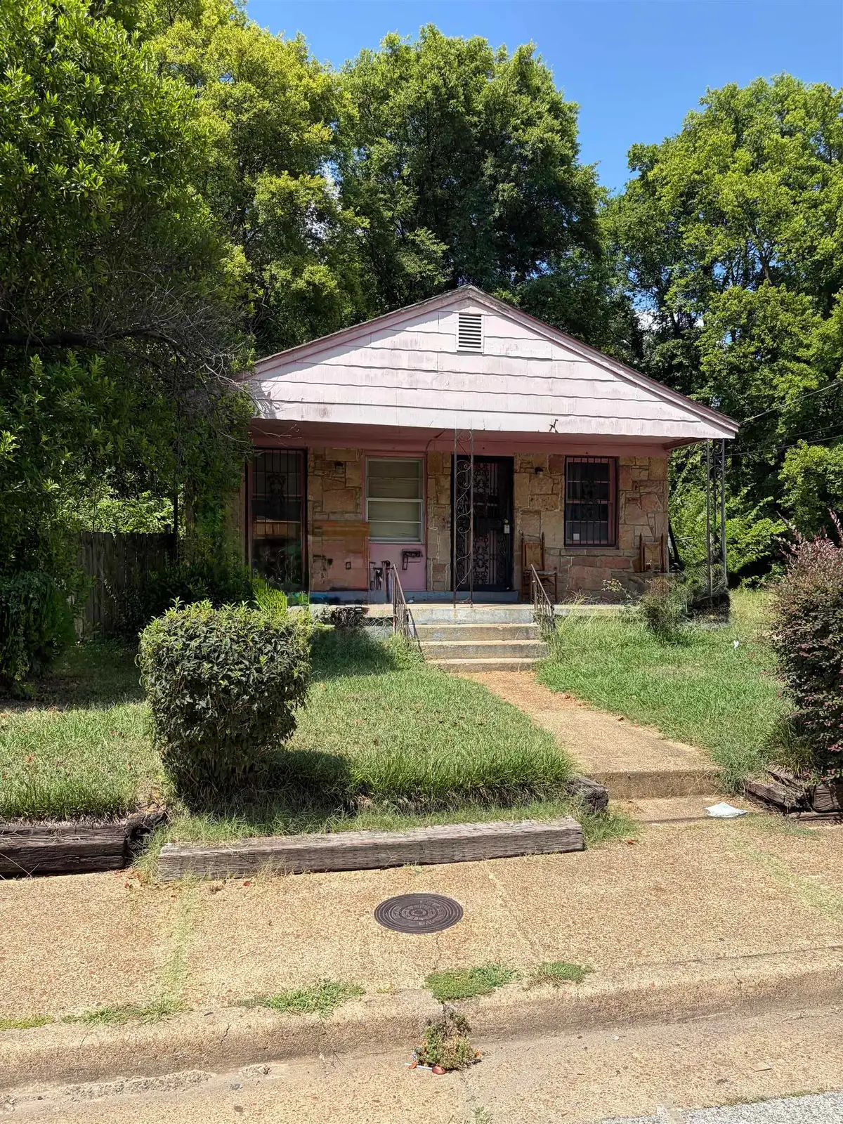 2394 SHASTA AVE, Memphis, TN 38108 - #1