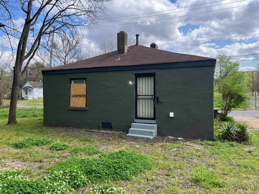 90 E TRIGG AVE, Memphis, TN 38106 - #3