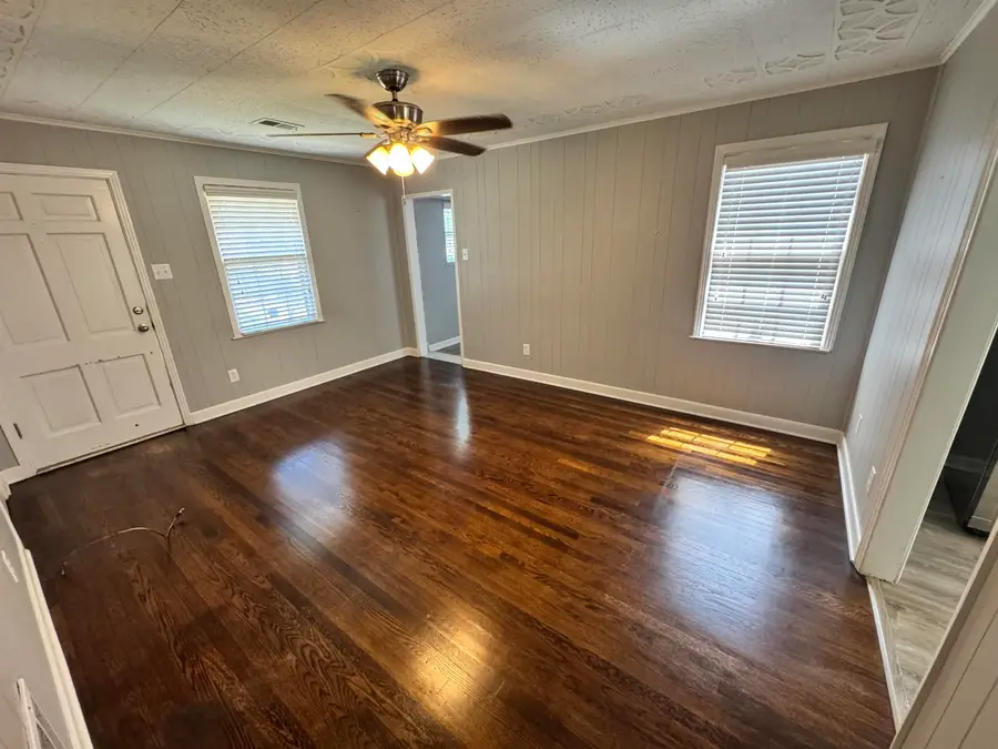1905 OZARK ST, Memphis, TN 38108 - #3
