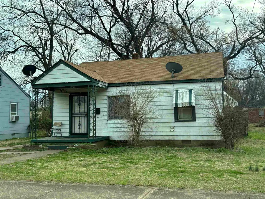1983 HUBERT AVE, Memphis, TN 38108 - #2
