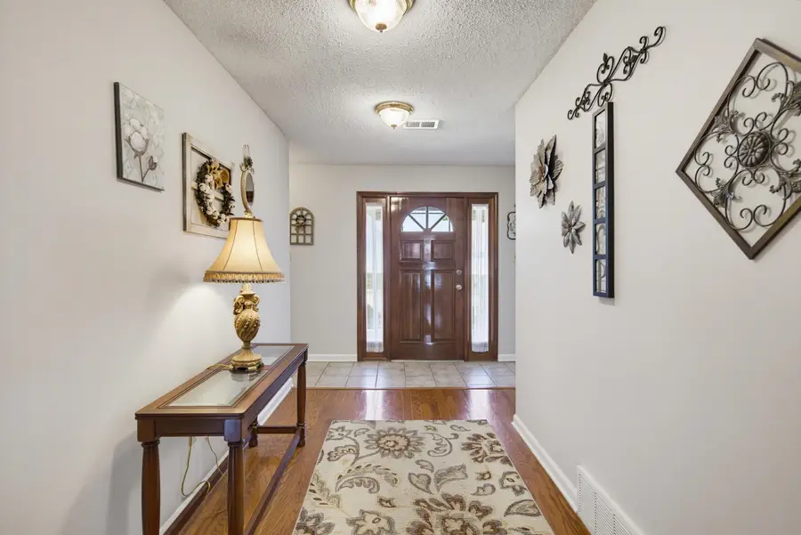 7291 BARNSTABLE RD, Memphis, TN 38125 - #3