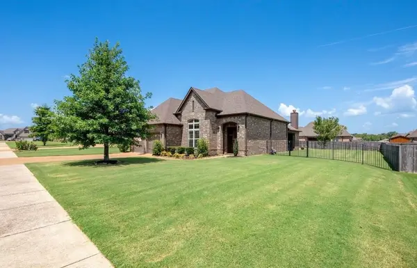 20 MISTY WOOD CV, Oakland, TN 38060
